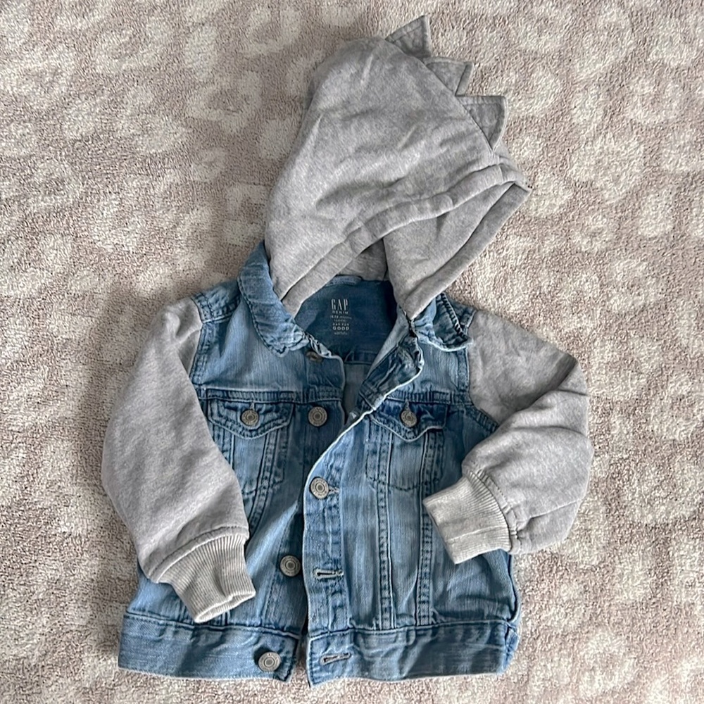 Toddler Boy Gap Jean Jacket with dinosaur hood size 18-24 months